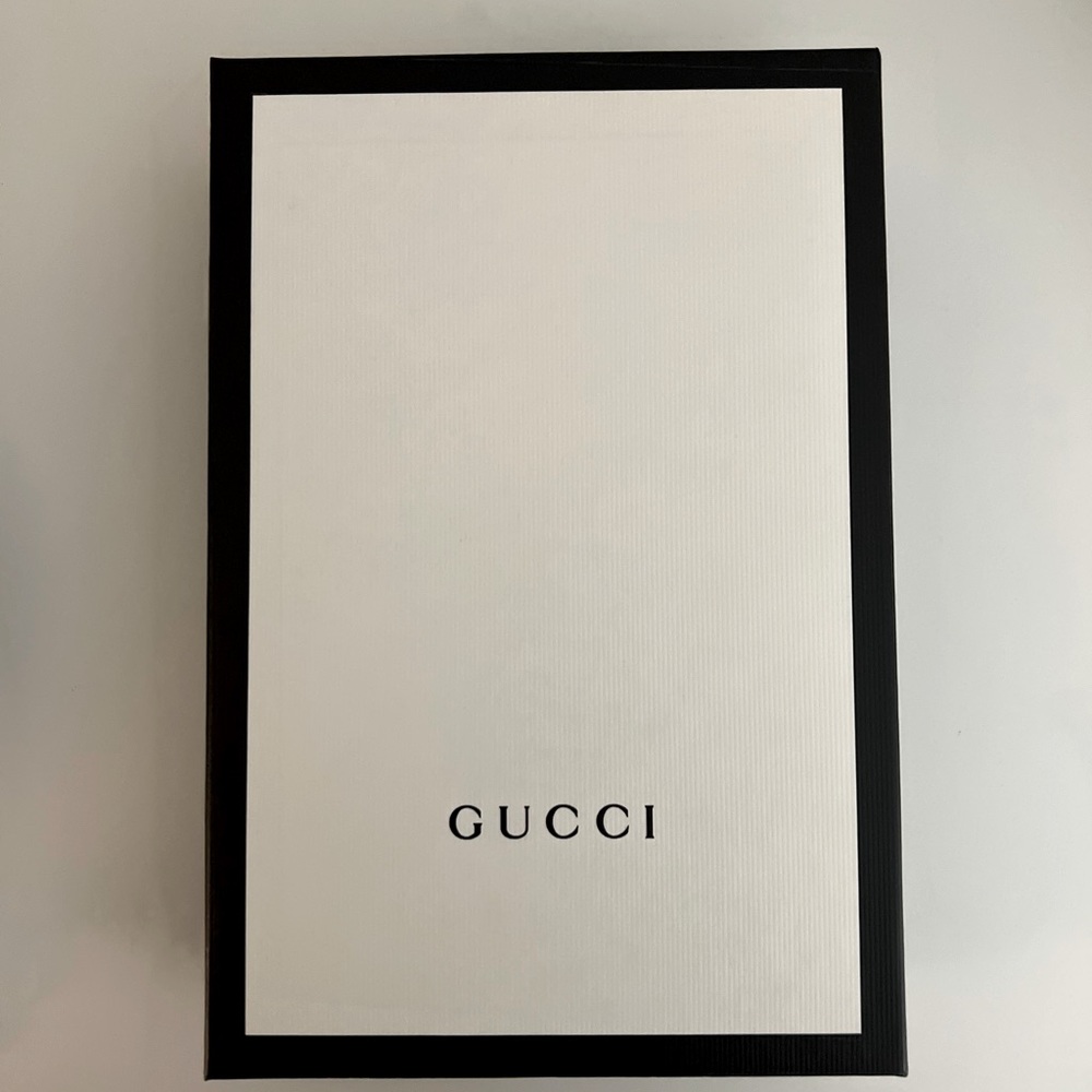 GUCCI
Calfskin Matelasse GG Marmont Belt Bag 75/30 Porcelain Rose - Picture 15 of 15